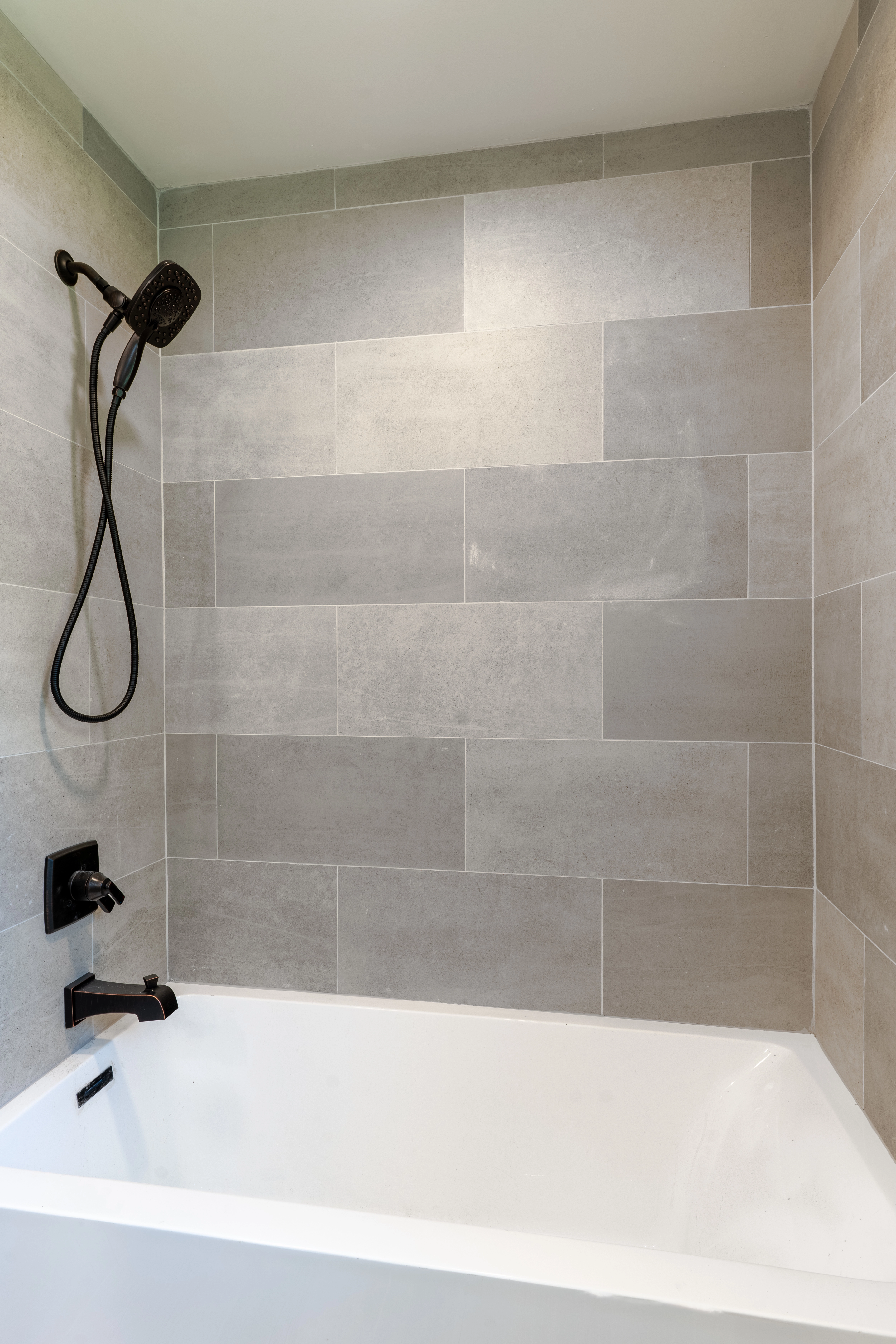 Modern bathroom 2